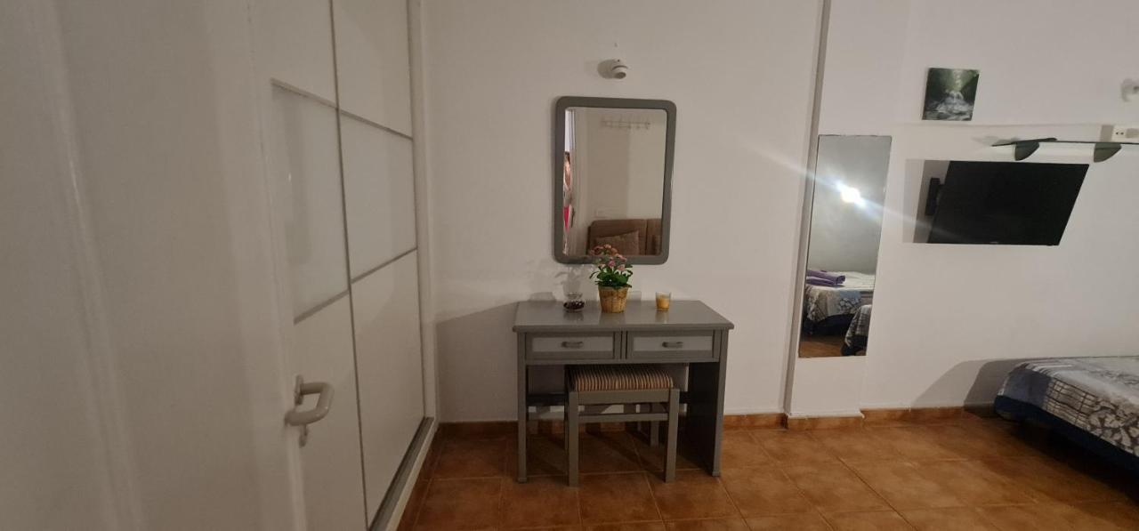 Vivienda Vacacional Marineda Sol Con Piscina El Medano Dış mekan fotoğraf